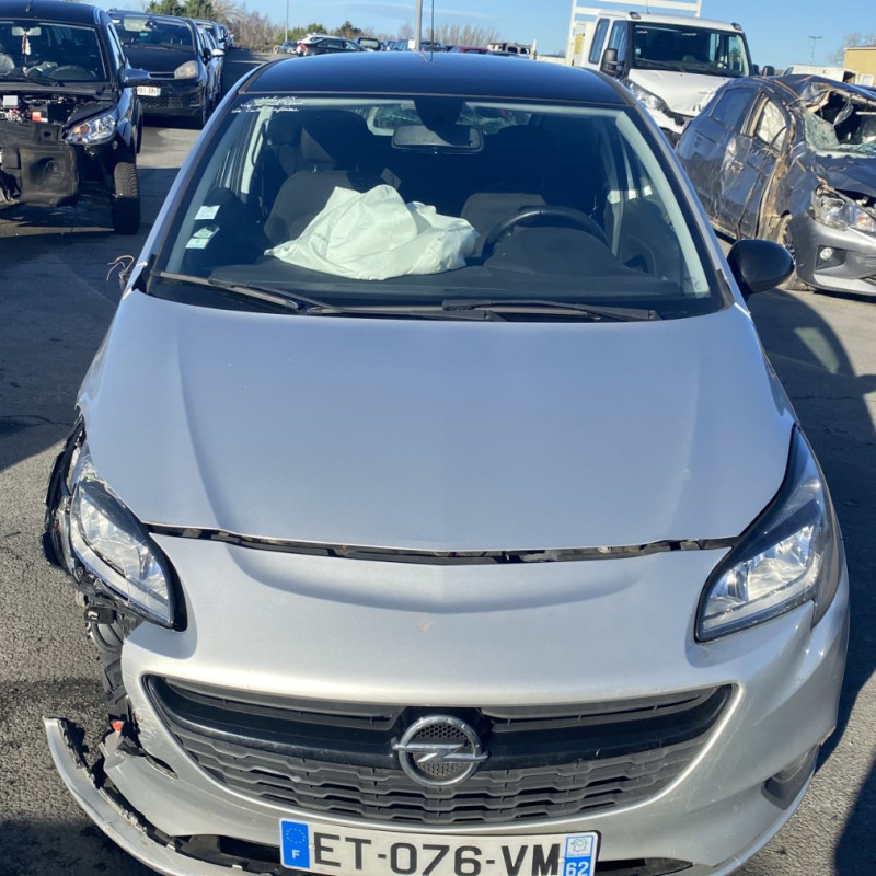 OPEL CORSA E 1.4i - 16V Photo n°20