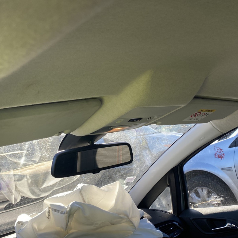 OPEL CORSA E 1.4i - 16V Photo n°27