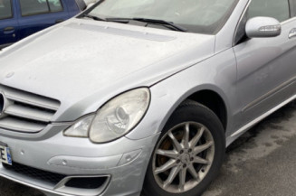 MERCEDES CLASSE R 251 PHASE 1 BREAK 320 3.0 CDI - 24V V6 TURBO 4-MATIC 4X4 Photo n°1