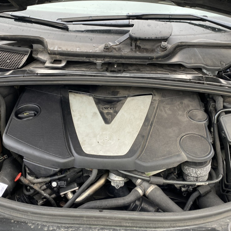 MERCEDES CLASSE R 251 PHASE 1 BREAK 320 3.0 CDI - 24V V6 TURBO 4-MATIC 4X4 Photo n°29