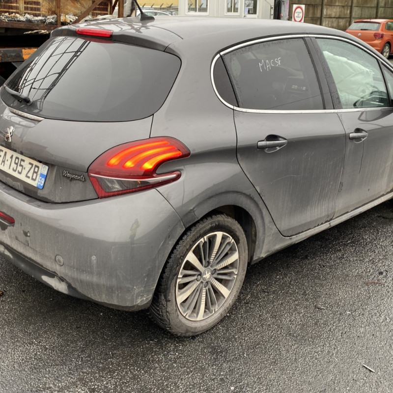 PEUGEOT 208 1 PHASE 2 1.2 PURETECH - 12V TURBO Photo n°3