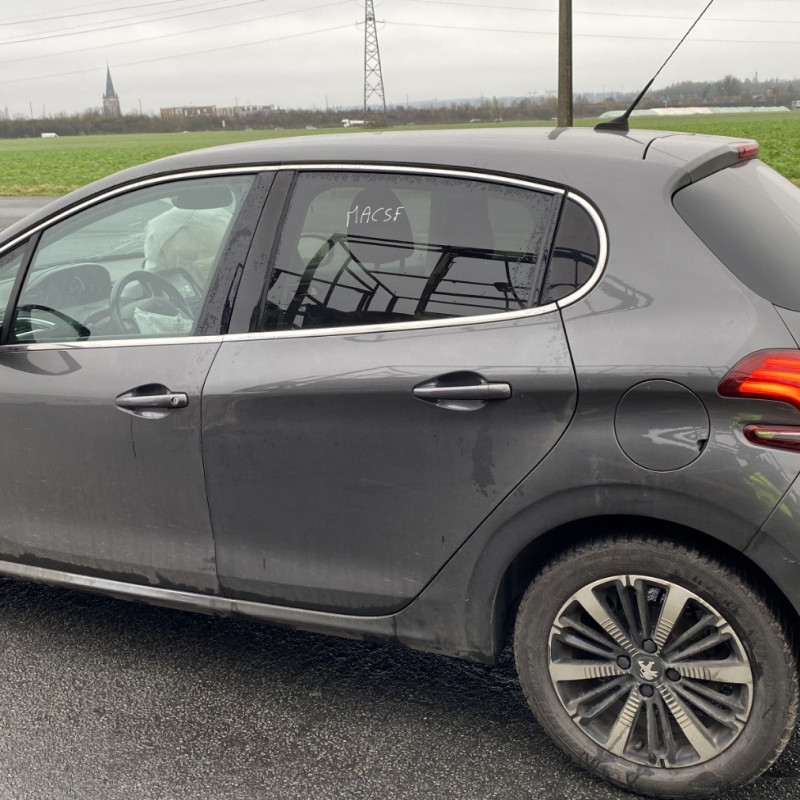 PEUGEOT 208 1 PHASE 2 1.2 PURETECH - 12V TURBO Photo n°7