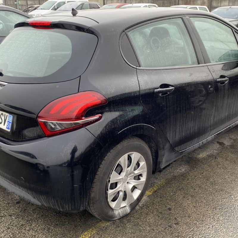 PEUGEOT 208 1 PHASE 2 1.2 VTI - 12V Photo n°3