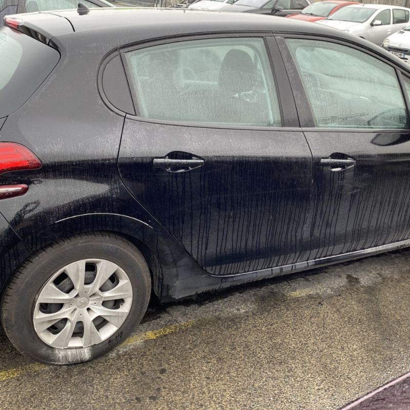 PEUGEOT 208 1 PHASE 2 1.2 VTI - 12V Photo n°6