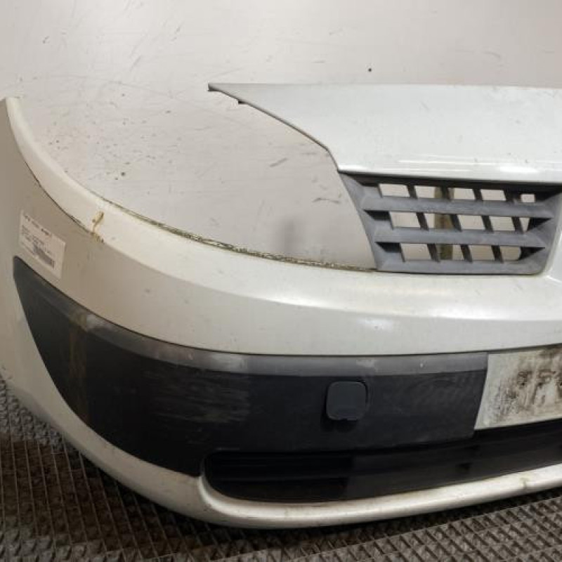 Pare choc avant RENAULT SCENIC 2 Photo n°2