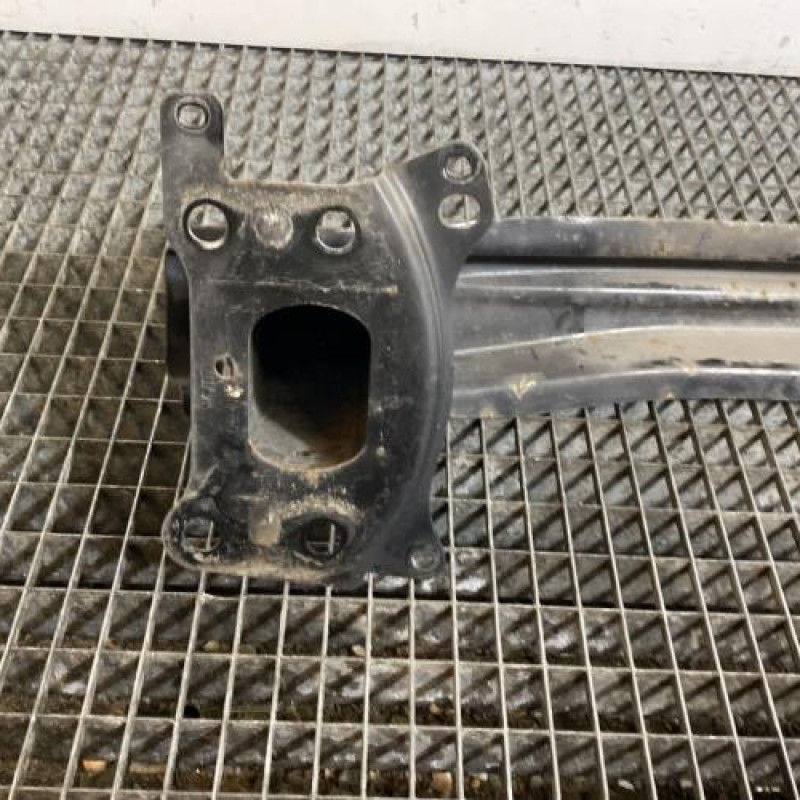 Renfort pare choc avant (traverse) VOLKSWAGEN GOLF 5 Photo n°5