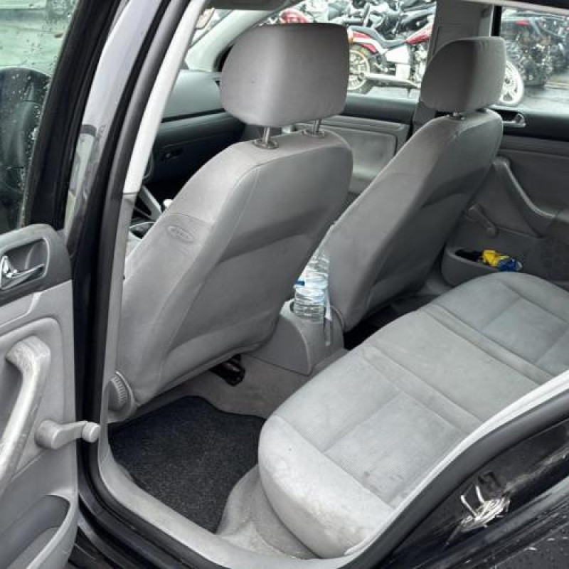 Renfort pare choc avant (traverse) VOLKSWAGEN GOLF 5 Photo n°17