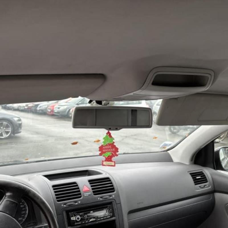 Renfort pare choc avant (traverse) VOLKSWAGEN GOLF 5 Photo n°20