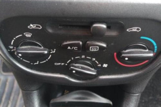 Vitre arriere droit PEUGEOT 206