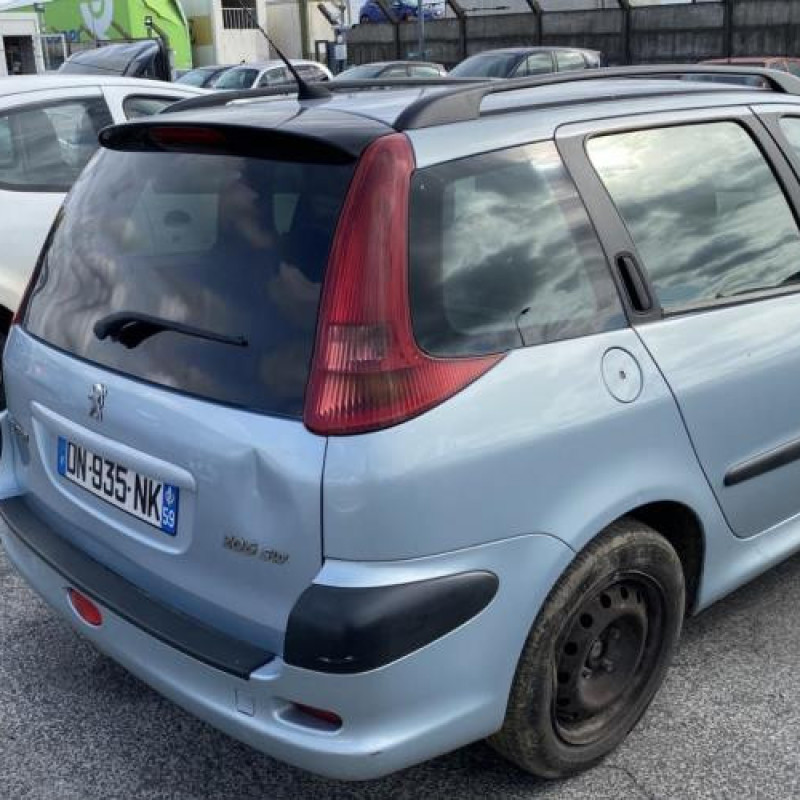 Vitre arriere droit PEUGEOT 206 Photo n°19