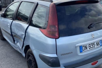 Vitre arriere droit PEUGEOT 206