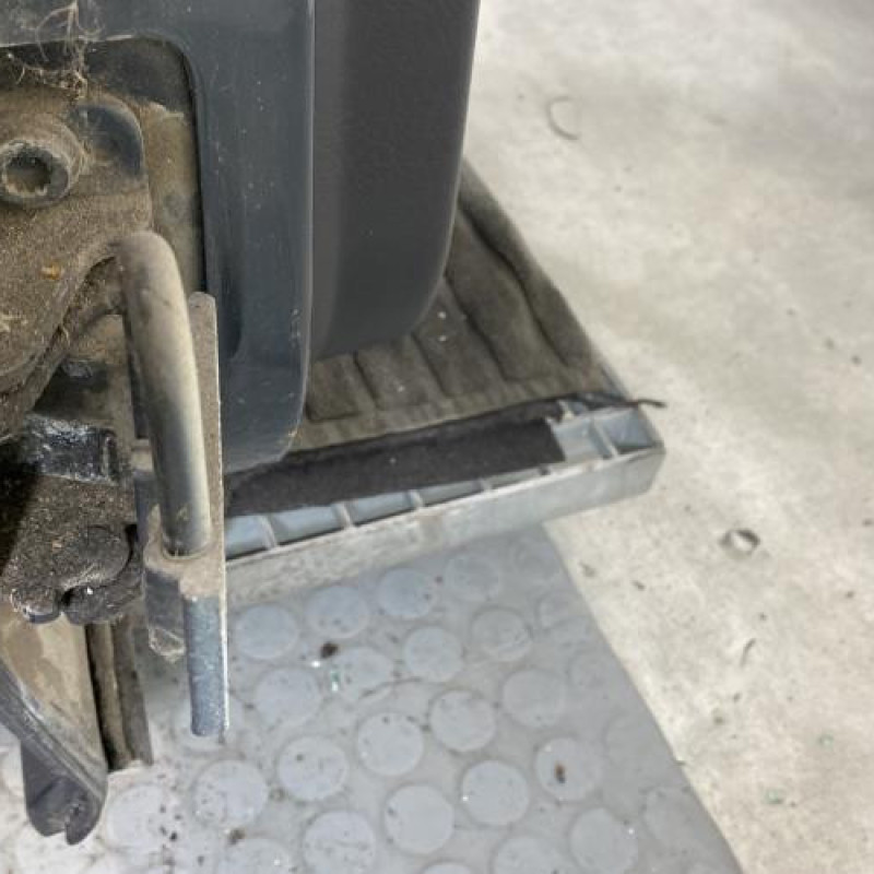Porte arriere droit VOLKSWAGEN GOLF 4 Photo n°5