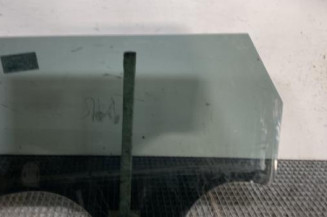 Vitre arriere droit PEUGEOT 5008 2