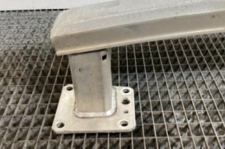 Renfort pare choc arriere (traverse) PEUGEOT 5008 2