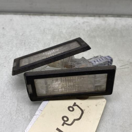 Eclairage de plaque RENAULT SCENIC 3