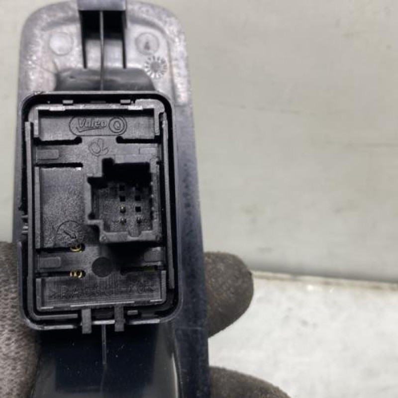Interrupteur de leve vitre arriere gauche RENAULT SCENIC 3 Photo n°3