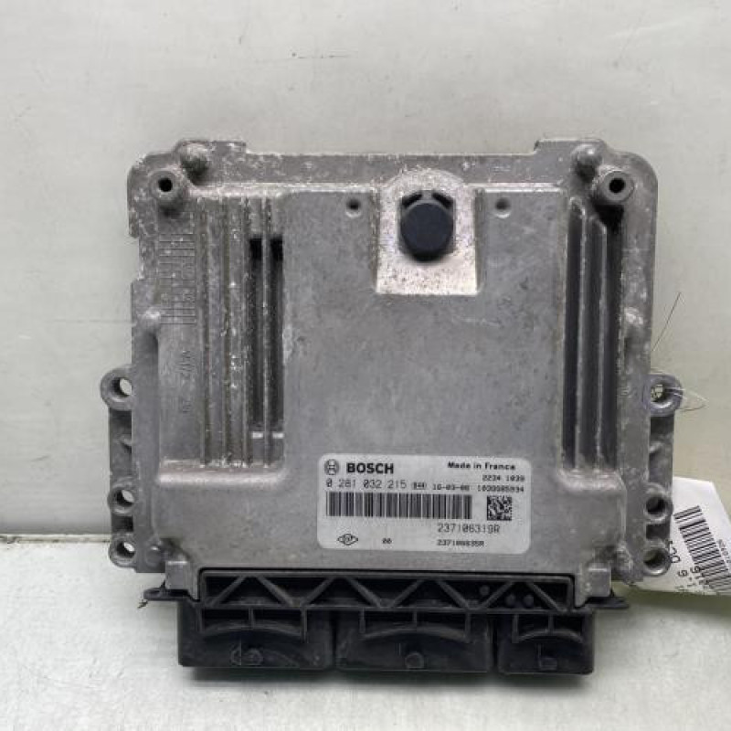 Calculateur moteur RENAULT SCENIC 3 Photo n°1