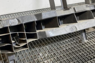 Absorbeur de pare choc arriere RENAULT CLIO 4