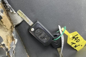 Charniere de porte de coffre droit CITROEN JUMPY 2