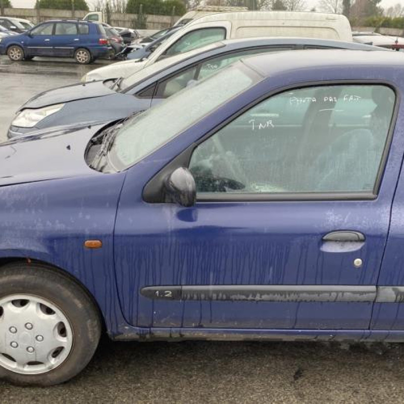 Bras essuie glace arriere RENAULT CLIO 2 Photo n°20