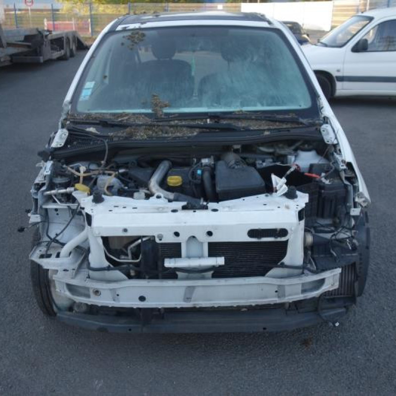 Vitre avant gauche RENAULT TWINGO 2 Photo n°10