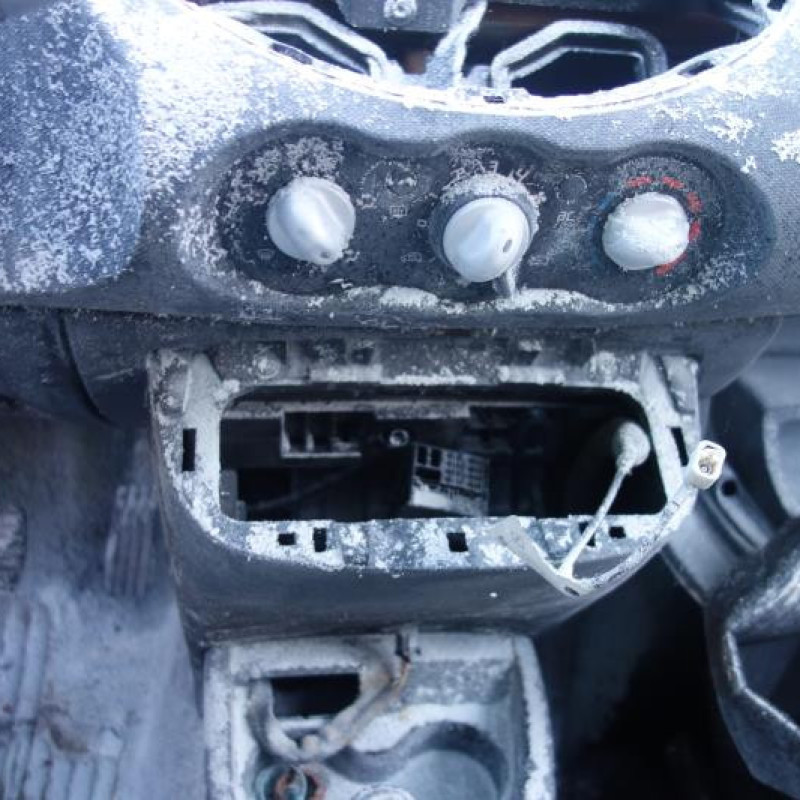 Vitre avant gauche RENAULT TWINGO 2 Photo n°13