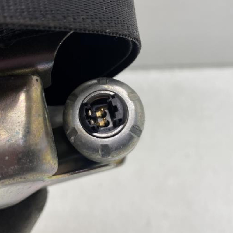 Pretensionneur de ceinture avant droit PEUGEOT 107 Photo n°4