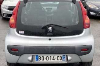 Pretensionneur de ceinture avant droit PEUGEOT 107