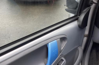 Pretensionneur de ceinture avant droit PEUGEOT 107