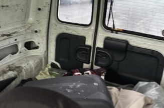 Pretensionneur de ceinture avant droit RENAULT KANGOO 1