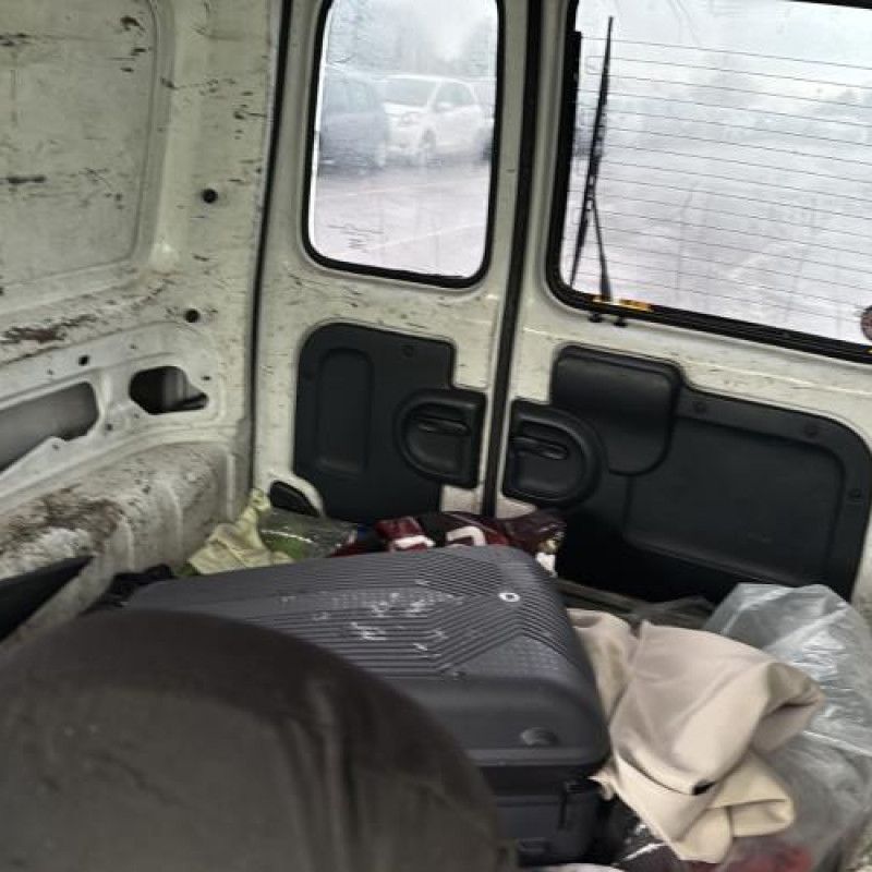Pretensionneur de ceinture avant droit RENAULT KANGOO 1 Photo n°14