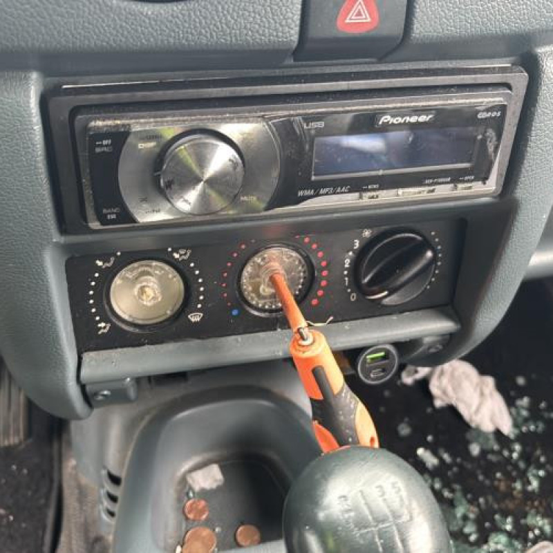 Pretensionneur de ceinture avant droit RENAULT KANGOO 1 Photo n°16