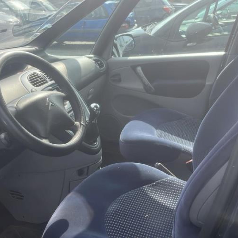 Porte avant droit CITROEN XSARA PICASSO Photo n°19