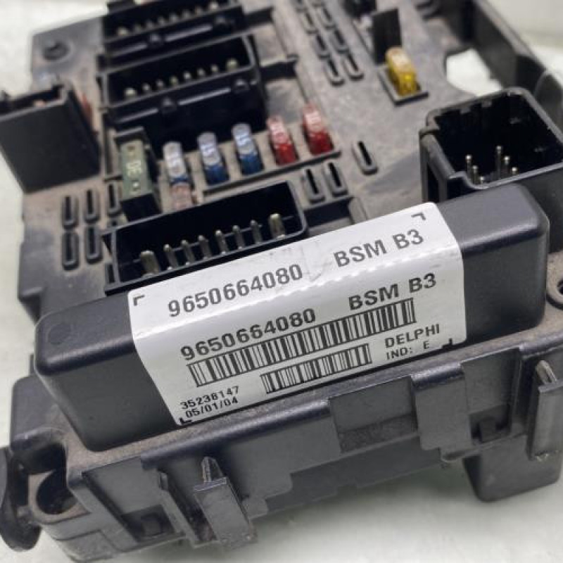 Boitier servitude moteur (BSM) PEUGEOT 307 Photo n°2