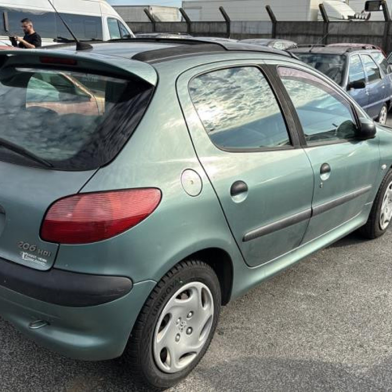 Serrure avant droit PEUGEOT 206 Photo n°7