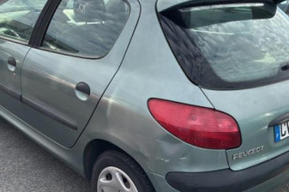Serrure avant droit PEUGEOT 206