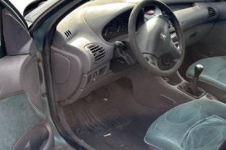 Serrure avant droit PEUGEOT 206