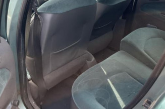 Serrure avant droit PEUGEOT 206