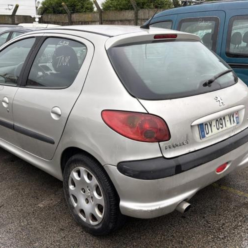 Face avant PEUGEOT 206 Photo n°9
