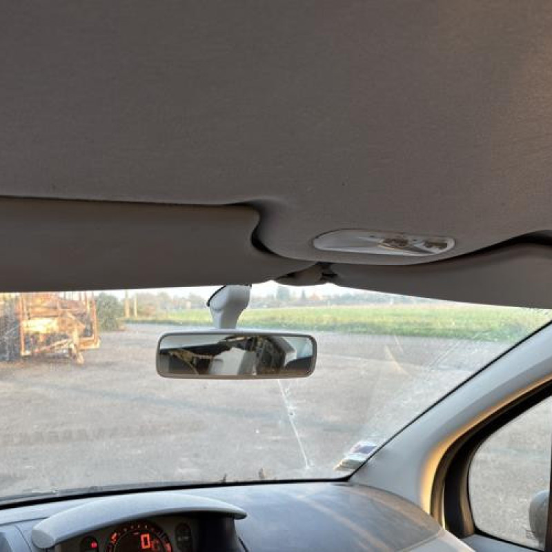 Vitre avant droit RENAULT MODUS Photo n°19