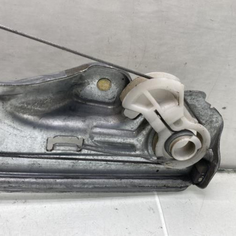 Leve vitre electrique avant droit RENAULT MODUS Photo n°2