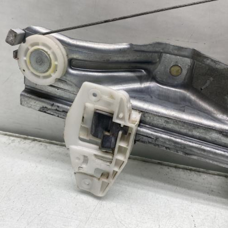 Leve vitre electrique avant droit RENAULT MODUS Photo n°3