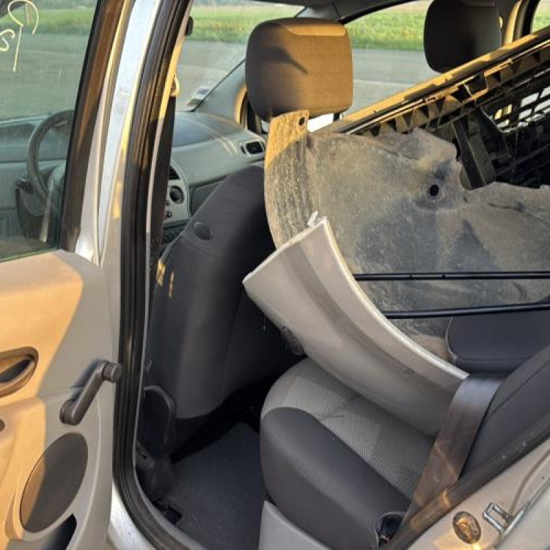 Leve vitre electrique avant droit RENAULT MODUS Photo n°15