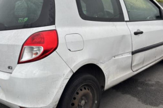 Serrure avant droit RENAULT CLIO 3