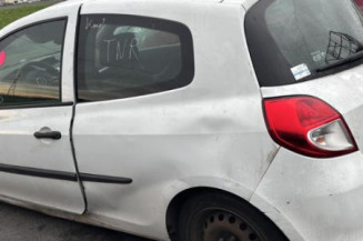 Serrure avant droit RENAULT CLIO 3