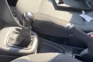 Cardan gauche (transmission) VOLKSWAGEN POLO 5