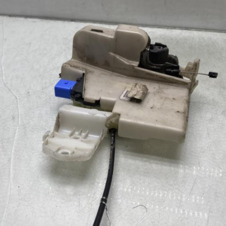 Serrure avant droit VOLKSWAGEN POLO 4