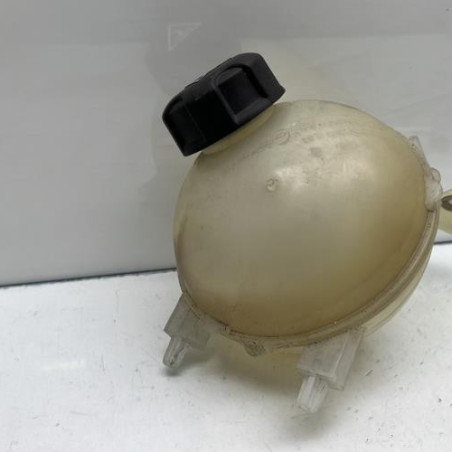Vase d'expansion PEUGEOT 3008 1