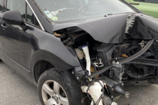 Vase d'expansion PEUGEOT 3008 1
