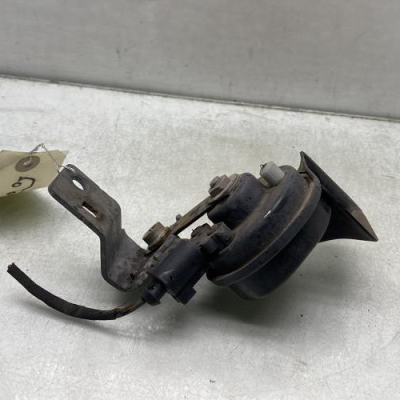 Avertisseur/Klaxon VOLKSWAGEN POLO 5 Photo n°3